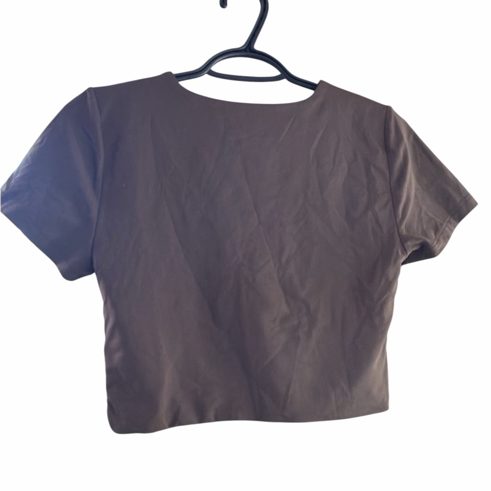 Babaton Brown Short-Sleeve Cropped Top - Picture 2 of 3